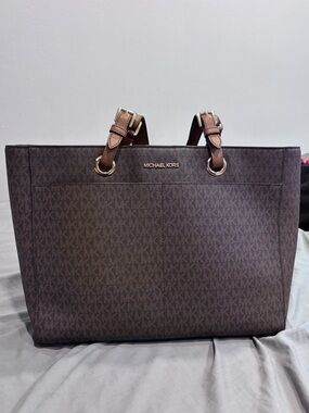 Michael Kors Brown Logo Bag